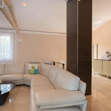 Villa Villa Galagan *